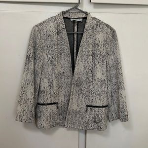 Kasper 16 jacket black and white